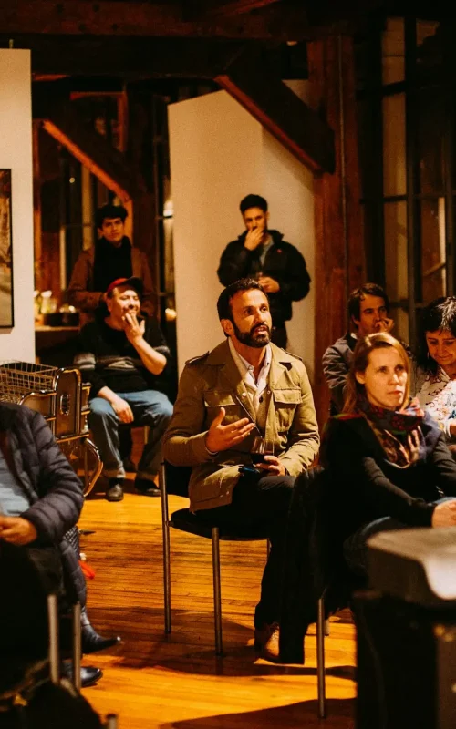 unsplash_ohNCIiKVT1g_conference